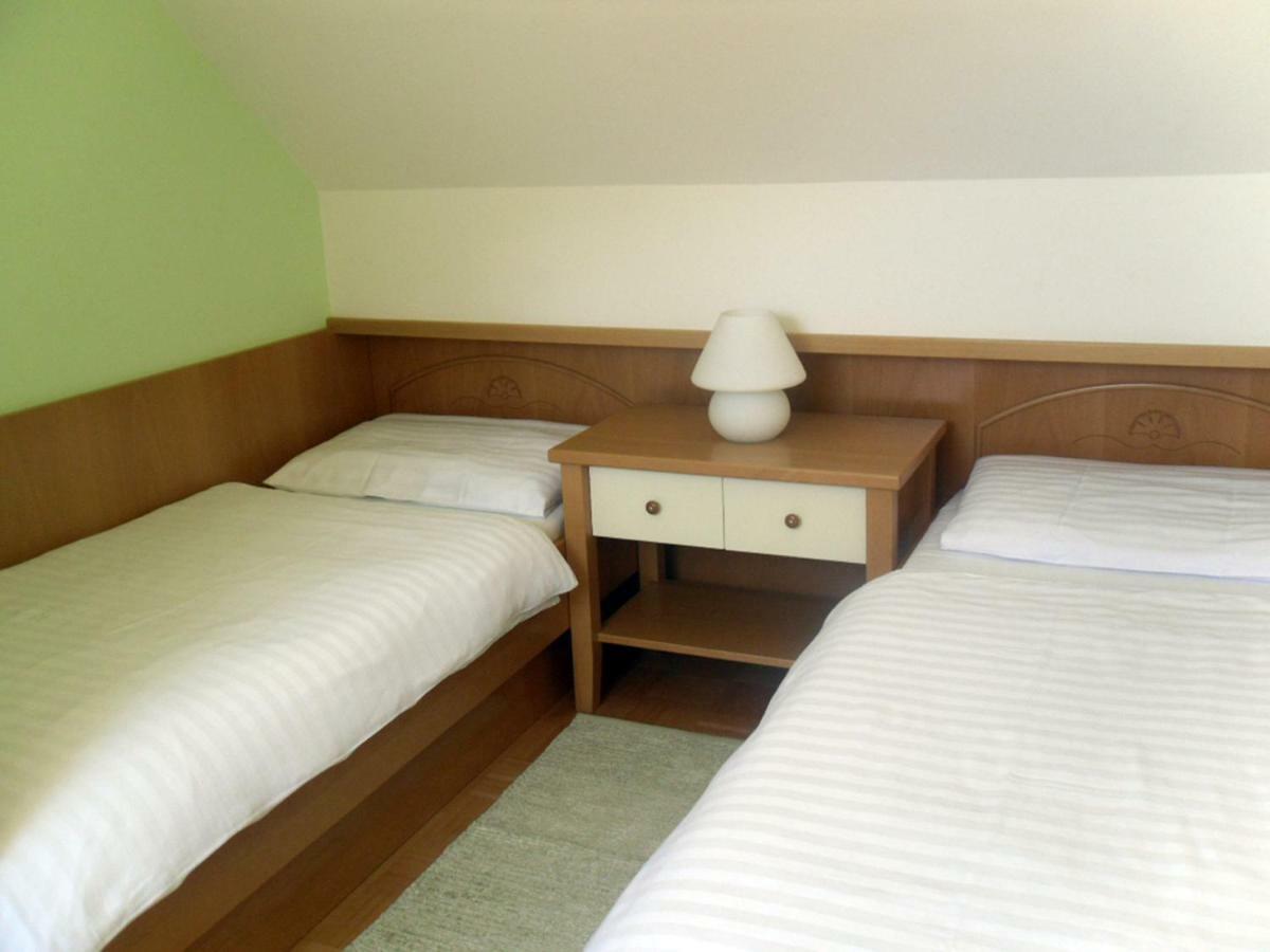 Apartmaji Hribar Pr'Ostank Kamnik Exteriér fotografie